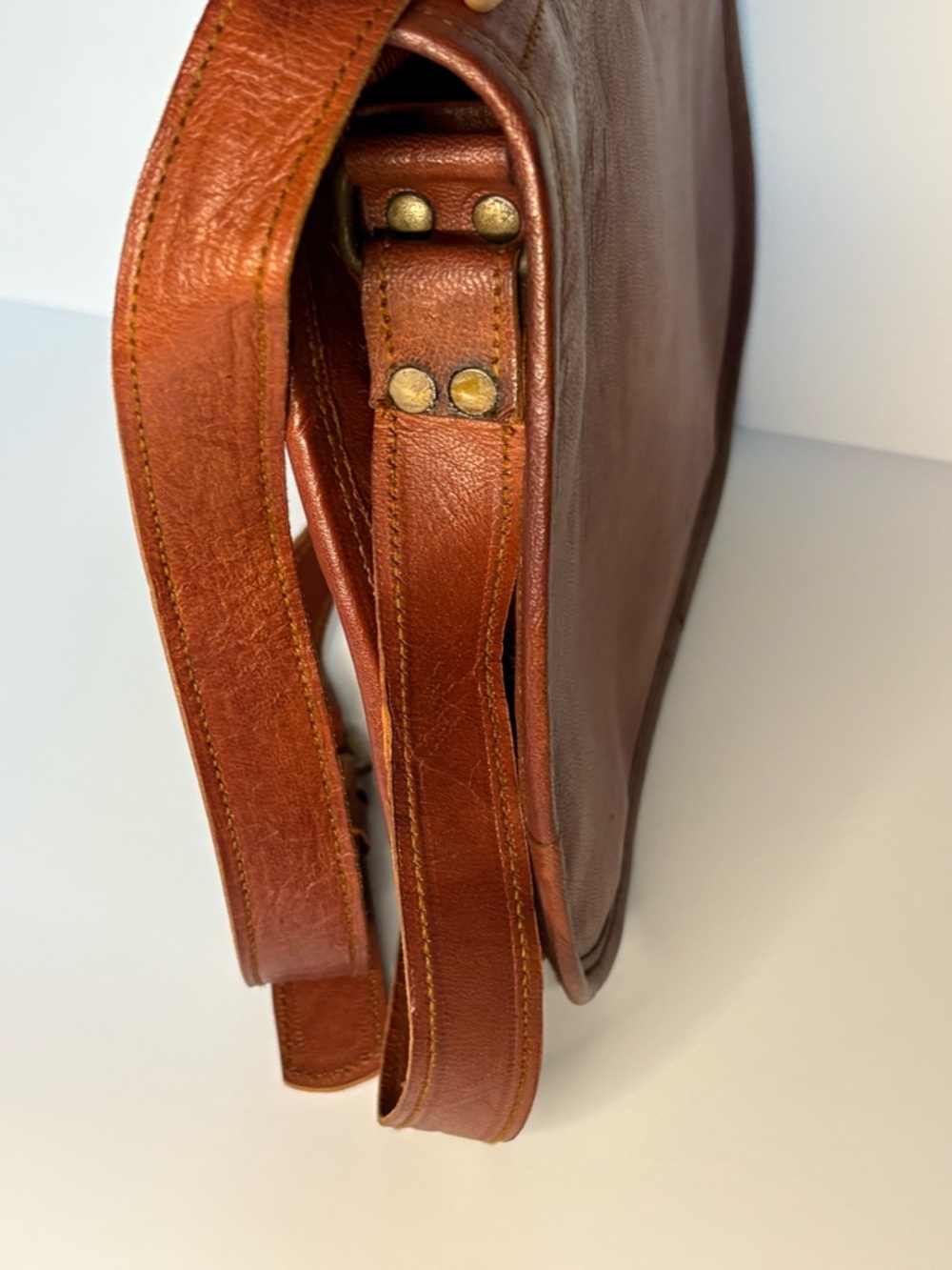 Vintage Brown Leather Crossbody Great Seal of the State of Oklahoma Saddle Bag - Picture 3 of 10